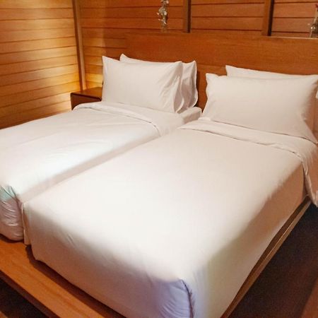 Point Of View Hotel & Resort Majalengka Exterior foto