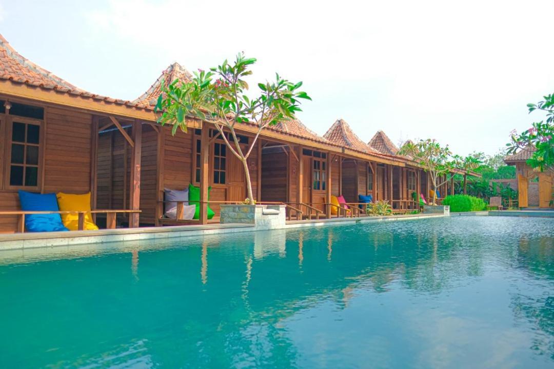 Point Of View Hotel & Resort Majalengka Exterior foto